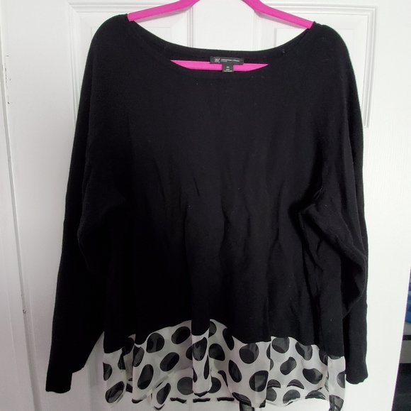 Black sweater with polka dot chiffon trim - Picture 3 of 5